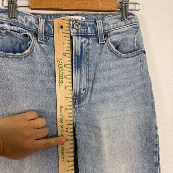 Abercrombie & Fitch The 90’s Straight Leg High Rise Jeans Size 25P or 0P - Picture 6 of 12